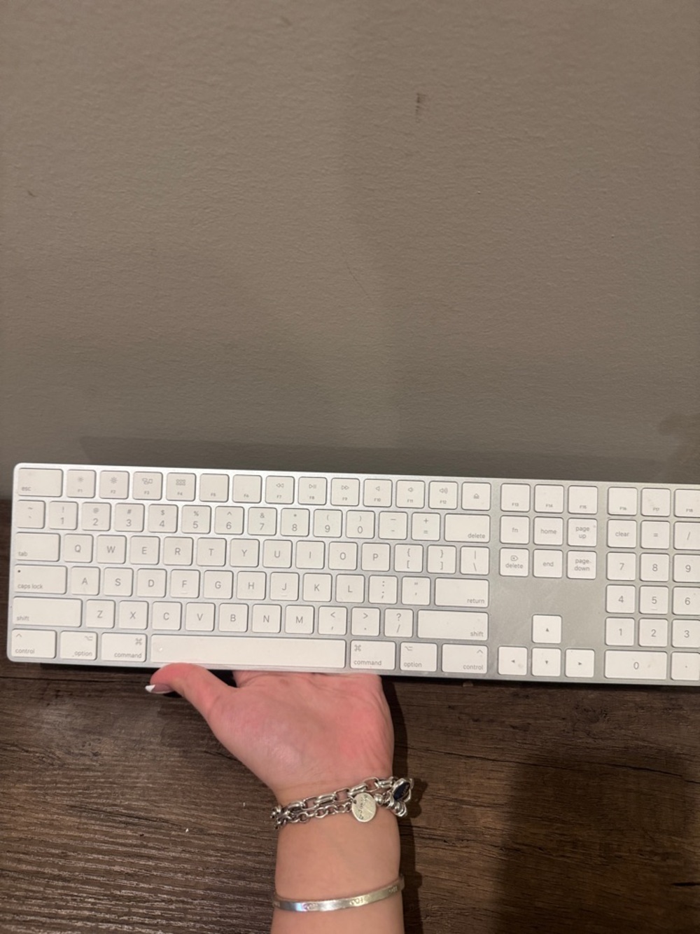 Apple Keyboard w/ numerical pad NEGOTIABLE JUST WANT GONE